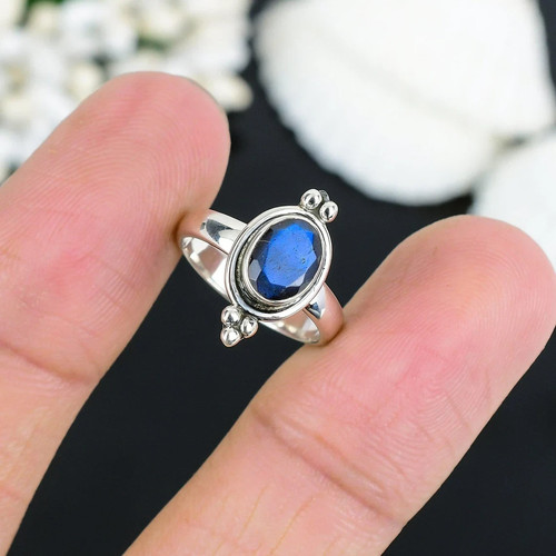Anello Sirena Partenope di Cammeo montato in Argento Dorato – Lucia Vitiello Gioielli di Napoli