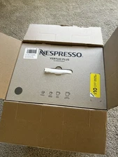 NEW DeLonghi Nespresso Virtuo Plus Deluxe Coffee & Espresso Machine