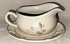 Vintage International Marmalade Geese 8868 Gravy Boat w/ Underplate – 3.5” T