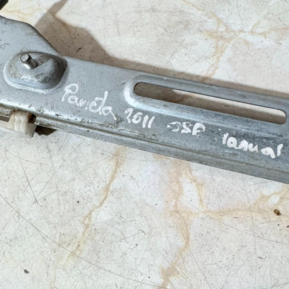 Regulador ventana trasera conductor Fiat Panda 2011 original OEM Foto 3 de 4