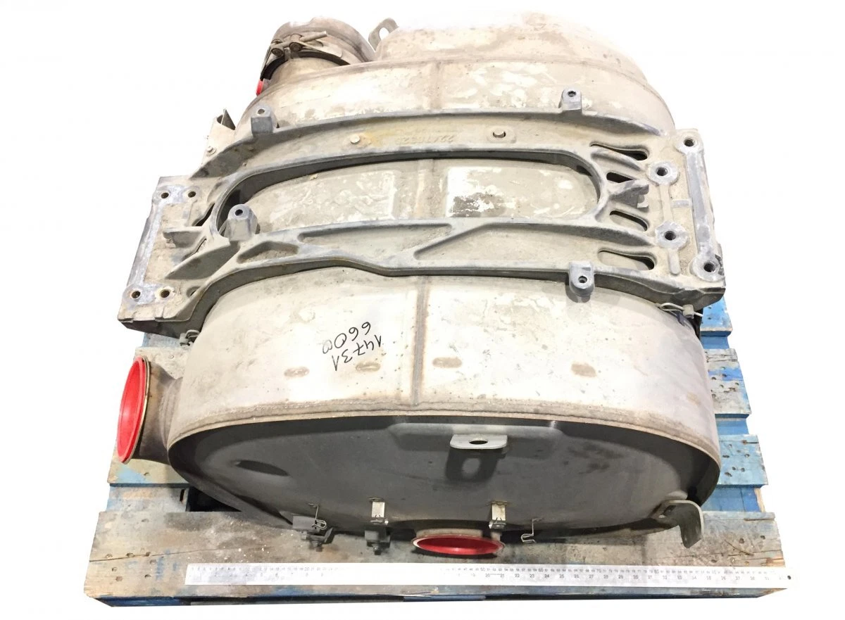 22396037 23046481 23105924 22570799 Exhaust Silencer For VOLVO FH  