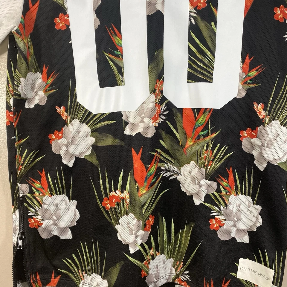 Camisa de malla On The Byas para hombre mediana floral número 00 cuello redondo jersey Foto 2 de 4