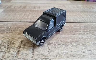 Renault express hot wheels matchbox norev majorette 1/64 - Photo 1/2