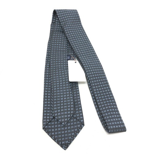 HERMES Necktie Tie Gray H logo pattern 100% Silk made in France J1566 - Picture 24 of 24