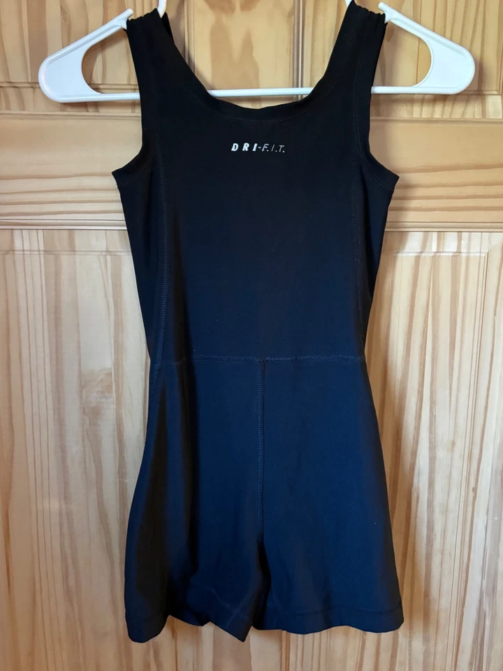 Body corto Nike para mujer talla XS negro Dri-FIT gimnasio Life. Usado una vez*ENVÍO GRATUITO Foto 4 de 4