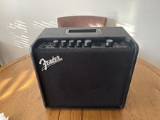 Fender Mustang Lt25 - 25 Watt Guitar Amp Combo.