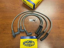 8mm Silicone Spark Plug Wire Set for 2000-2004 Ford Focus with 2.0L SOHC Engine