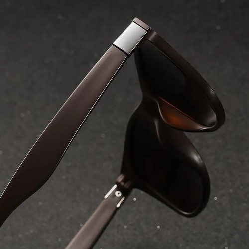 🔥 Polarized Sunglasses Men & Women | HD UV400 Protection | Stylish & Durable Sh - Picture 7 of 20