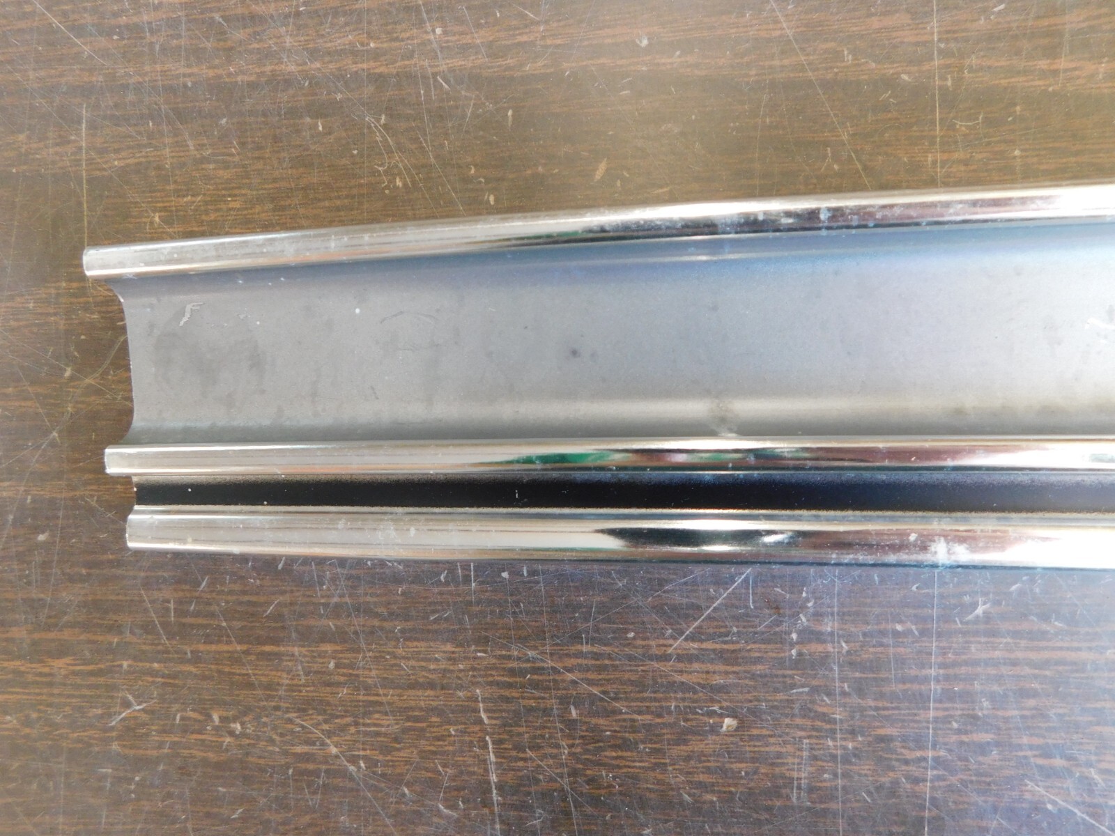 NOS OEM GM 1965 Chevrolet Impala SS Trunk Deck Lid Moulding Trim Chevy nos-oem-gm-1965-chevrolet-impala-ss-trunk-deck-lid-moulding-trim-chevy
