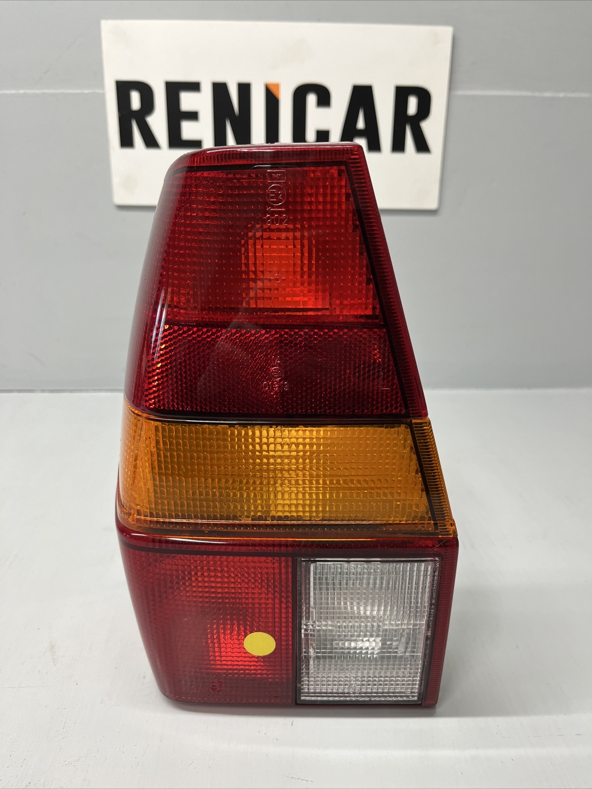 Volkswagen PASSAT B2 1986 Left (nearside) Body Rear Light 