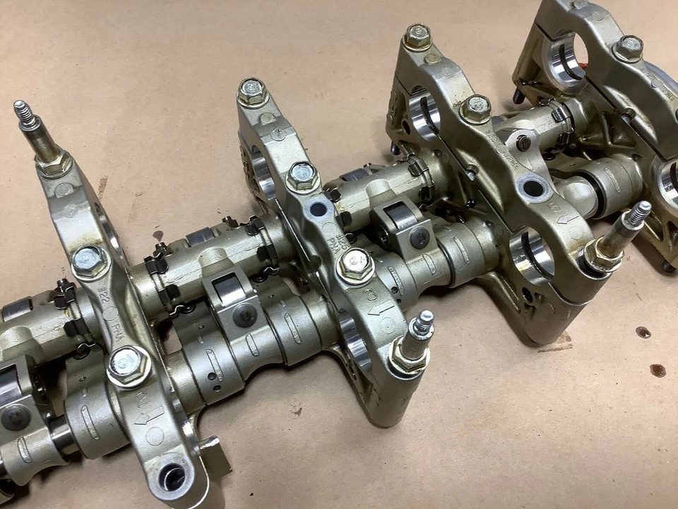 ACURA TSX 2.4L I4 VTEC 2006 GASOLINE ENGINE MOTOR CAMSHAFT HOUSING BRACKET - Image 3 of 4