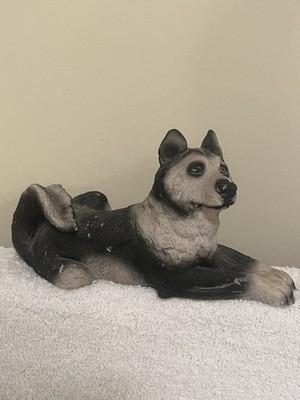 Siberian Husky Made in Italy  Black & White Laying Down Pointed Ears -Some Chips
