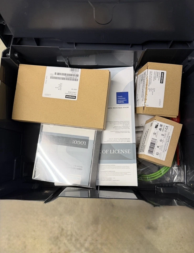 Siemens Logo 8 6ED1057-3BA10-0aa8 Starterset unbenutzt OVP