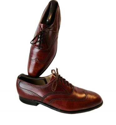 Vintage Johnston & Murphy Aristocraft Burgundy Oxford Wingtip Size 9 Dress Shoe