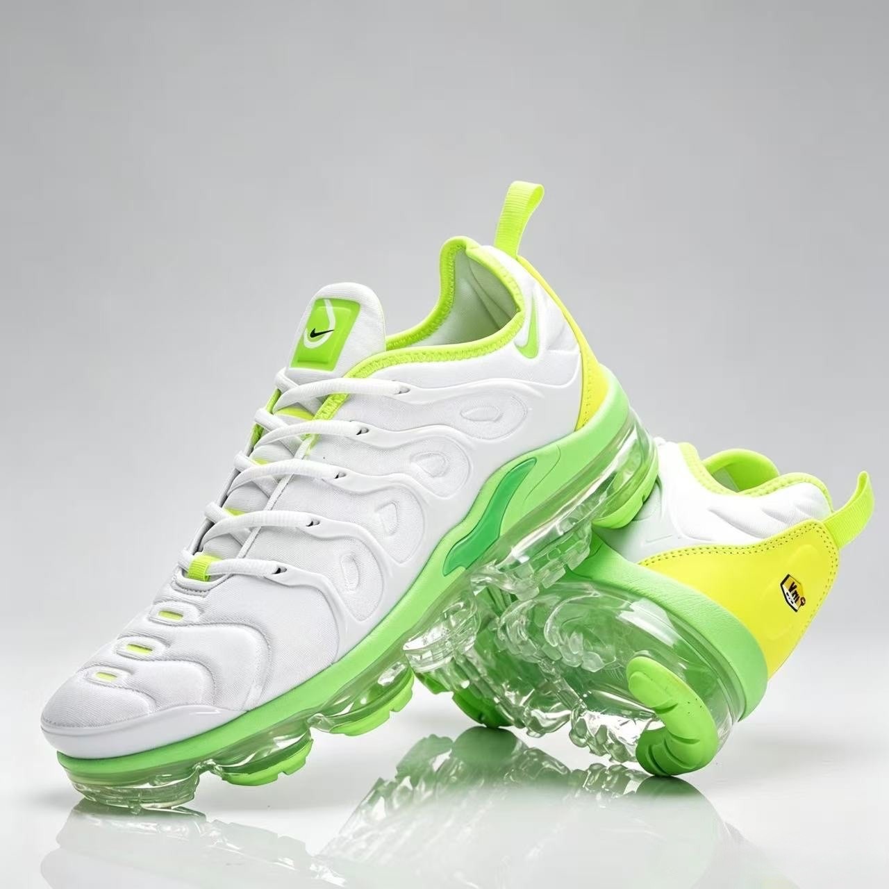 Size 8-13 Ship Free