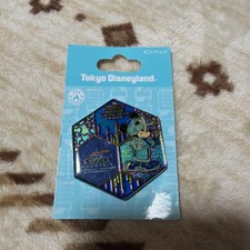 Tokyo Disneyland Space Mountain Pin Badge Collectible New