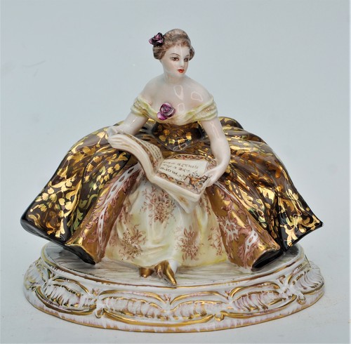 VINTAGE SIGNED GUIDO CACCIAPUOTI ITALIAN PORCELAIN FIGURINE 1122 WOMAN BOOK 7" - Picture 8 of 12