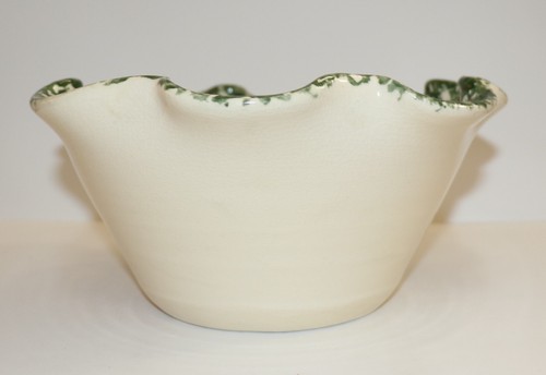 East Texas Pottery Marshall Texas Large 11 Inch Fluted Bowl Christmas Perfect! - Picture 5 of 7