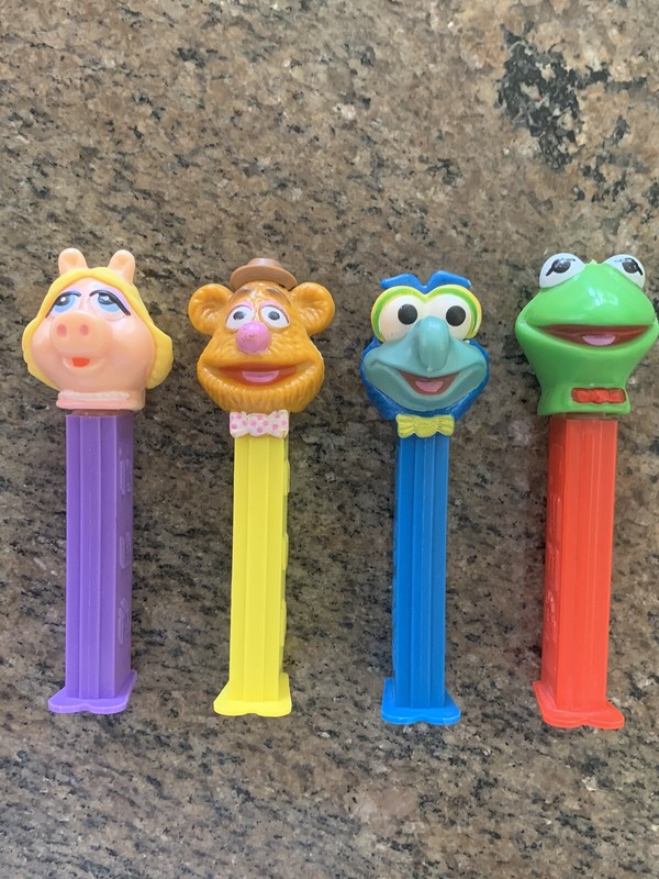 The Muppets Pez Candy Dispensers Miss Piggy Kermit Gonzo Fozzie Bear Pez Candy