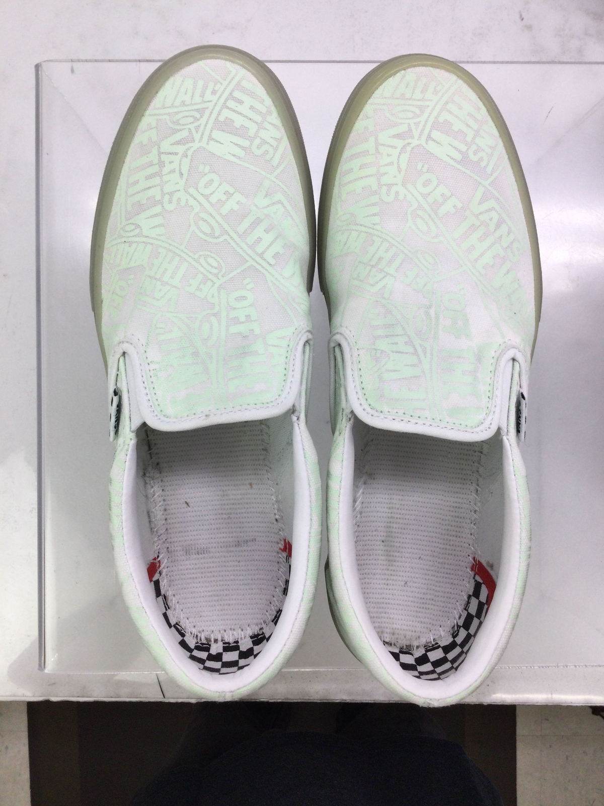 VANS White & Green Glow in the Dark Graphic Canvas Slip-On Sneakers Size 9