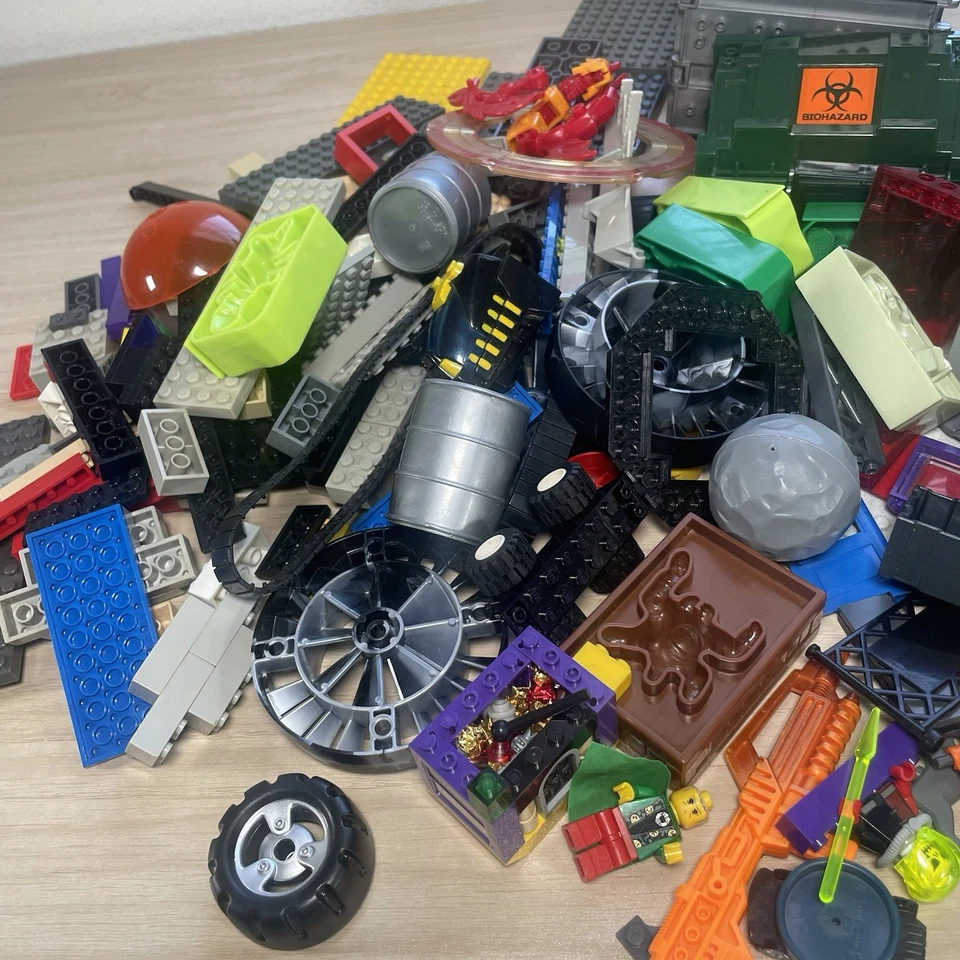 LEGO Lote Power Miners City Agents Cajas de Peligro Biológico a Granel Minifiguras Armas Piezas Foto 3 de 4