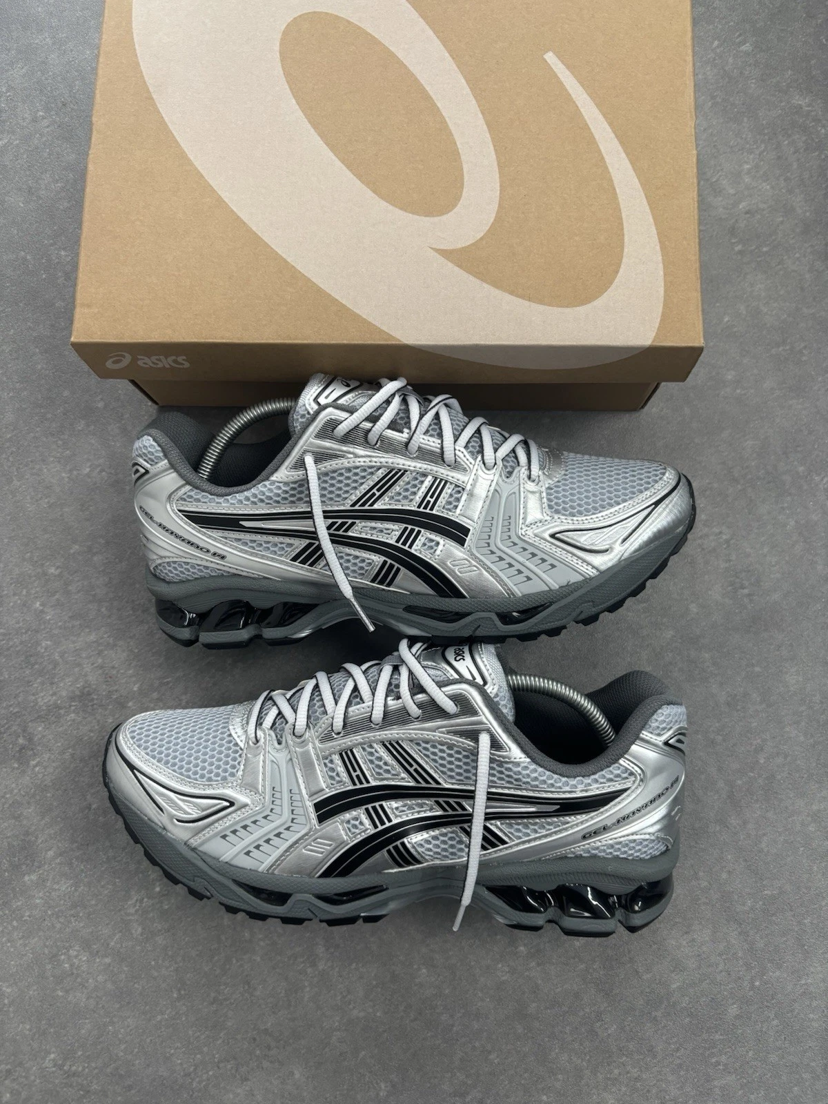 ASICS Urban Research x Gel Kayano 14 Argento Puro Nero Taglia Uk8 Nuovo