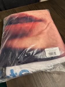 I.HTML?_Nkw=Red Blanket Taylor Swift for sale | eBay