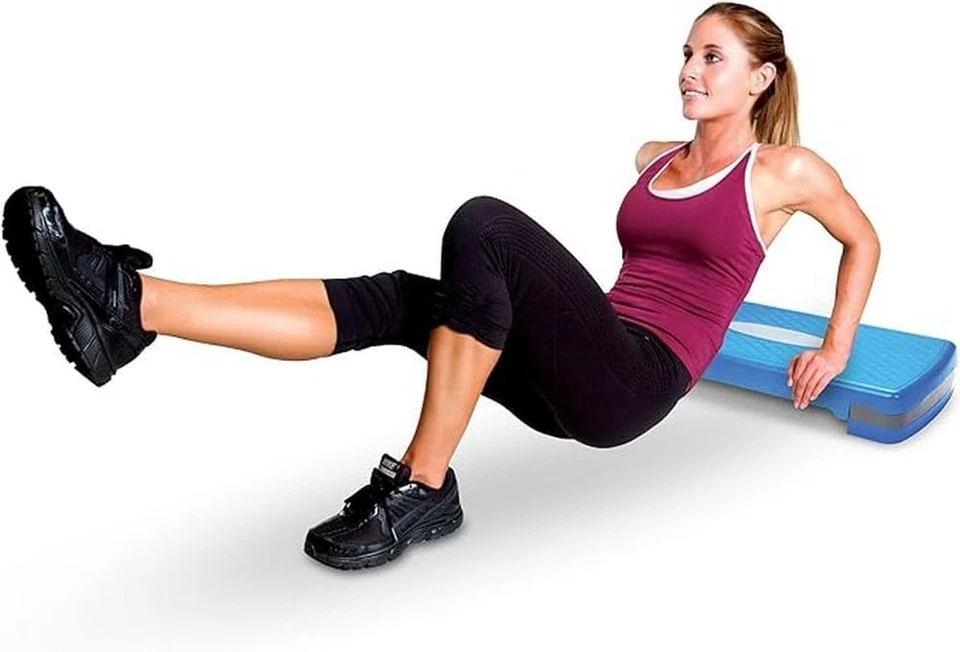 Plataforma de pasos aeróbicos compactos Tone Fitness | Paso de ejercicio Foto 3 de 4