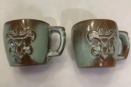 2 VTG Frankoma Plainsman Prairie Green Coffee Cups With Boy Scout Logo
