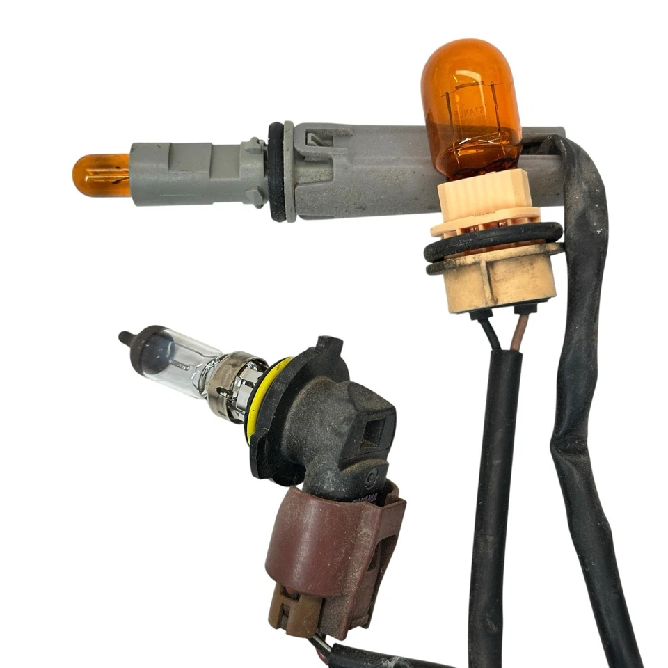 2010 Mitsubishi Outlander OEM Right Passenger Side Headlight Wire Harness 10 11 - Image 4 of 4