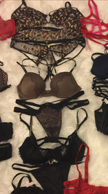 NEW LOT 22 VICTORIA'S SECRET SETS BRA , 11 BRAS, 11 PANTY THONG DIFFERENT SIZES