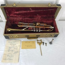 c. 1956 Getzen Super Deluxe Trumpet w/ Original Case Extras