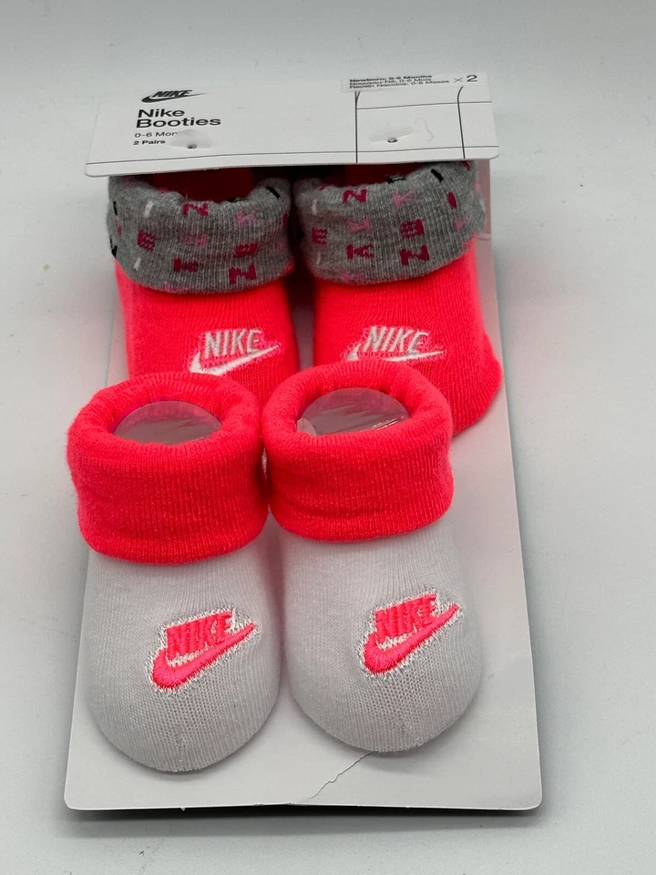 NUEVO PAQUETE DE 2 PARES DE BOTINES NIKE RECIÉN NACIDO BEBÉ 0-6 MESES ALGODÓN/POLIÉSTER Foto 4 de 4