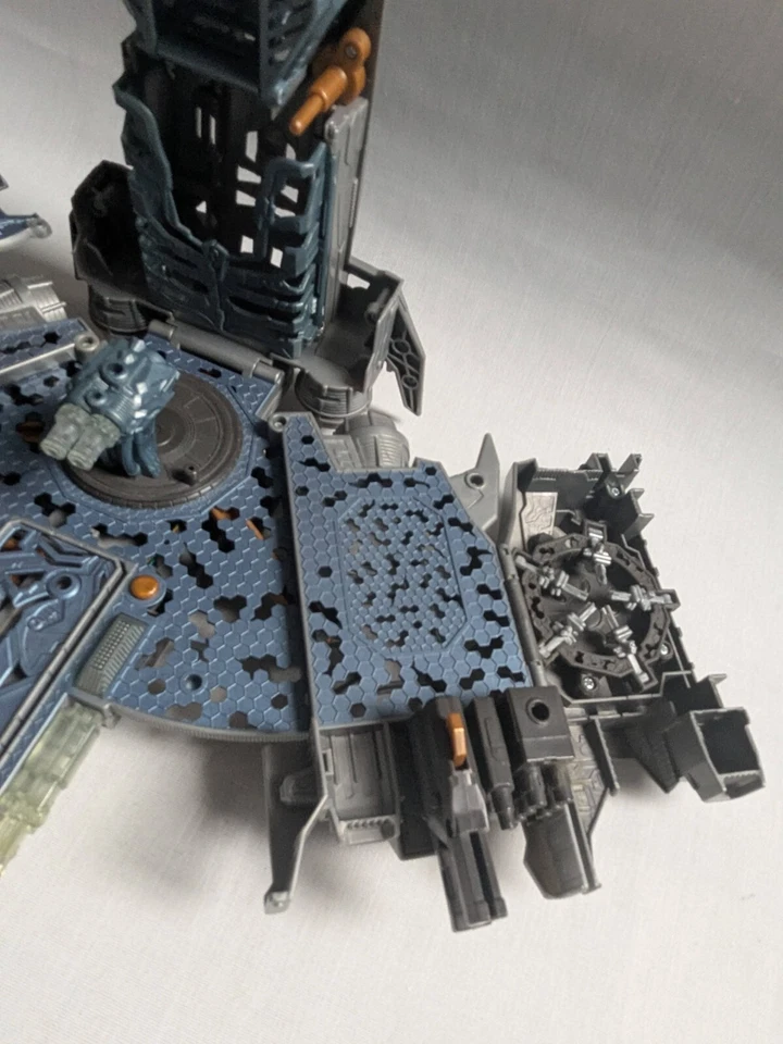 Hasbro Transformers DOTM Cyberverse Autobot Ark 2010 - Bild 3 von 4