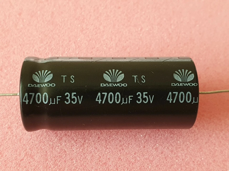 4pcs DAEWOO TS 4700uf 35v Axial Electrolytic Capacitors 23x50mm audio amplifier - image 2 of 4
