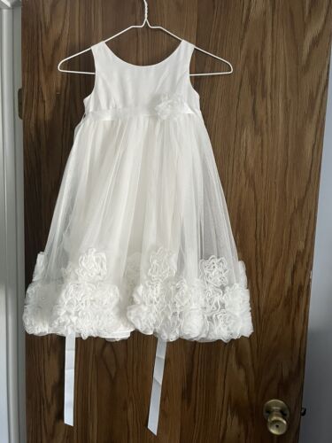 DAVIDS BRIDAL flower girl dress size 5 NWT
