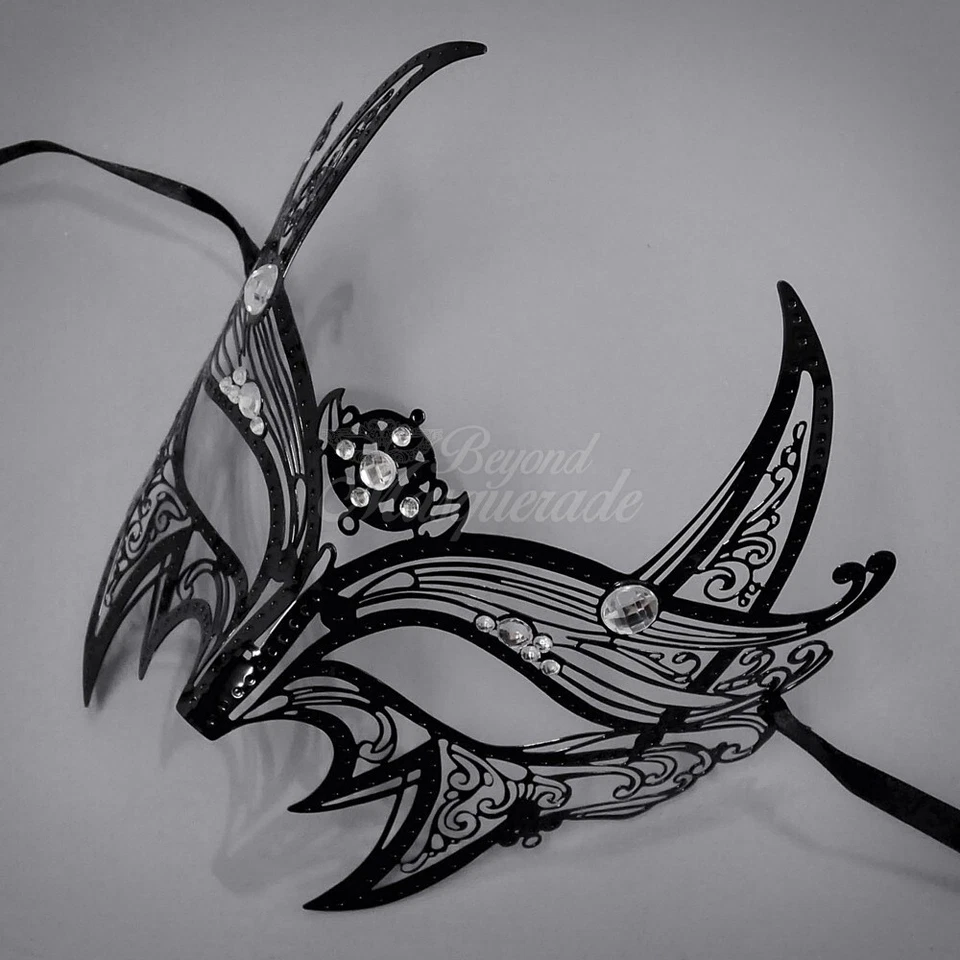 Wolf Inspired Costume Light Metal Cosplay Rhinestones Masquerade Mask [Black] - Image 3 of 4