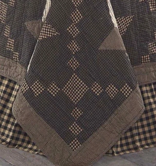 Colcha de retalhos Farmhouse Star cinza carvão e preta corrente irlandesa acolchoada à mão - Imagem 4 de 4