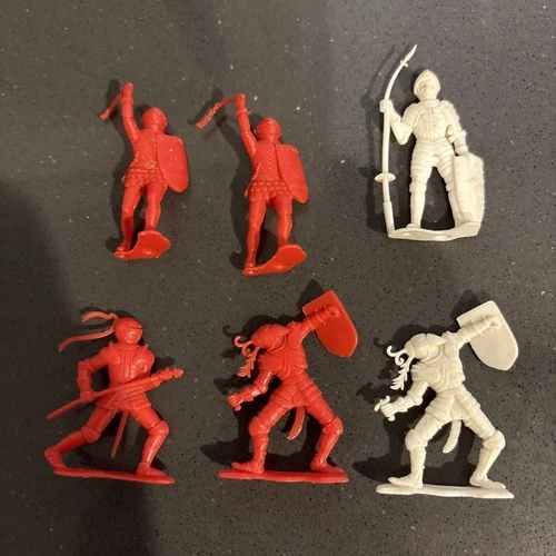 Medieval Knight vtg Lot Of 6 plastic toy figure 1960s