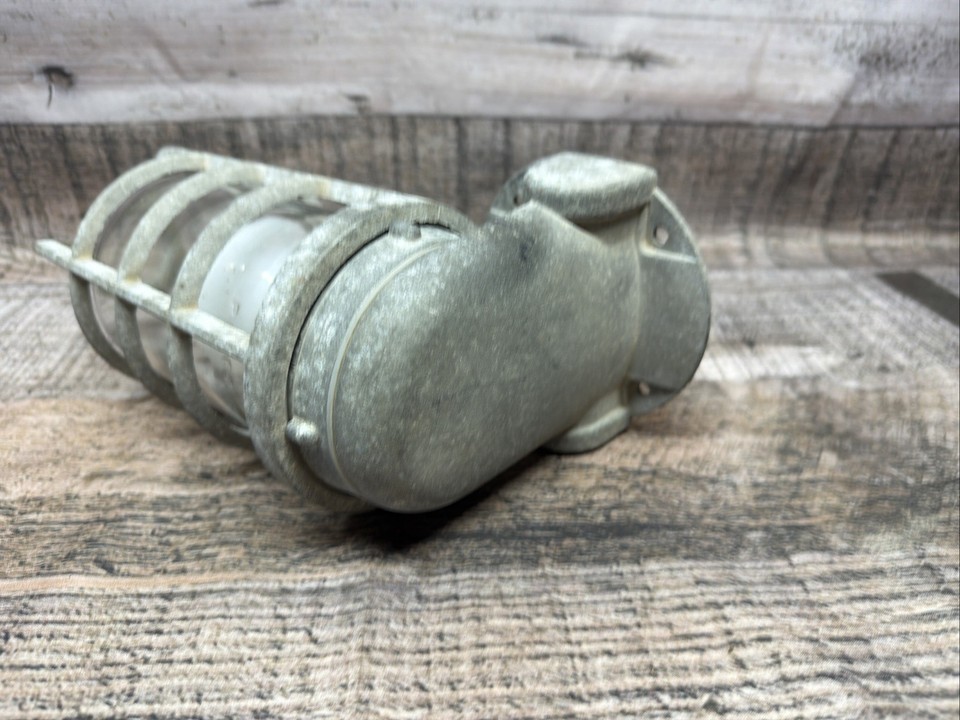 Computer Old Explosion Vintage Explosion Proof Light Fixture Marked PC CO On Globe & 8512 On ...