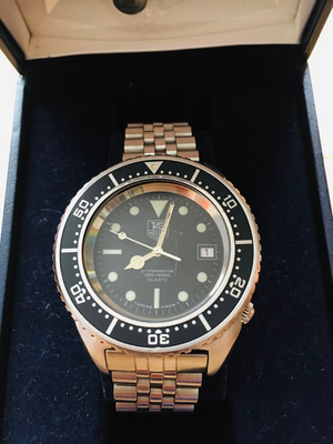 Heuer　ホイヤー980.023 TAG HEUER Deep Dive 980.023N Black Date 1000m Men's Quartz Watch