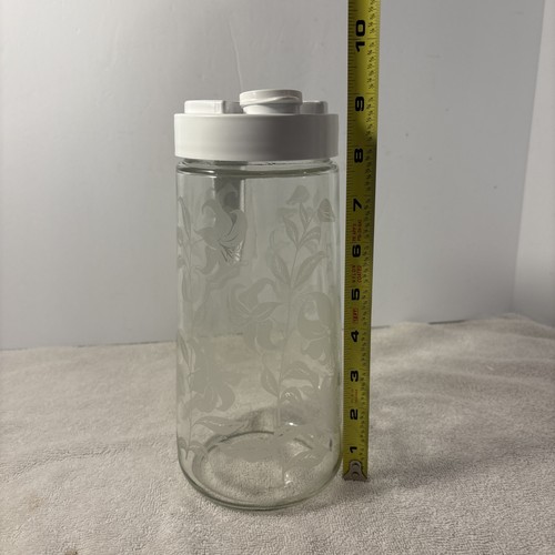 Vintage Tang Brand Etched White Lillies Clear Glass Water Juice Pitcher 1 qt EUC - Picture 7 of 8