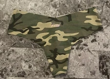 NWT VICTORIA'S SECRET PINK GREEN CAMOUFLAGE CAMO RAW EDGE NO SHOW THONG PANTIES