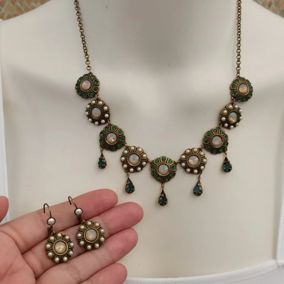 Michal Negrin Set Green With White Swarovski Crystals Earrings Necklace Royal - Image 3 of 4