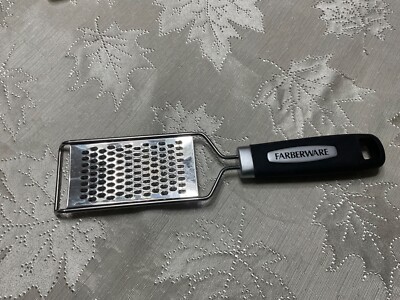 Farberware 10  PROFESSIONAL Coarse-Etched Grater SOFT-TOUCH HANDLE