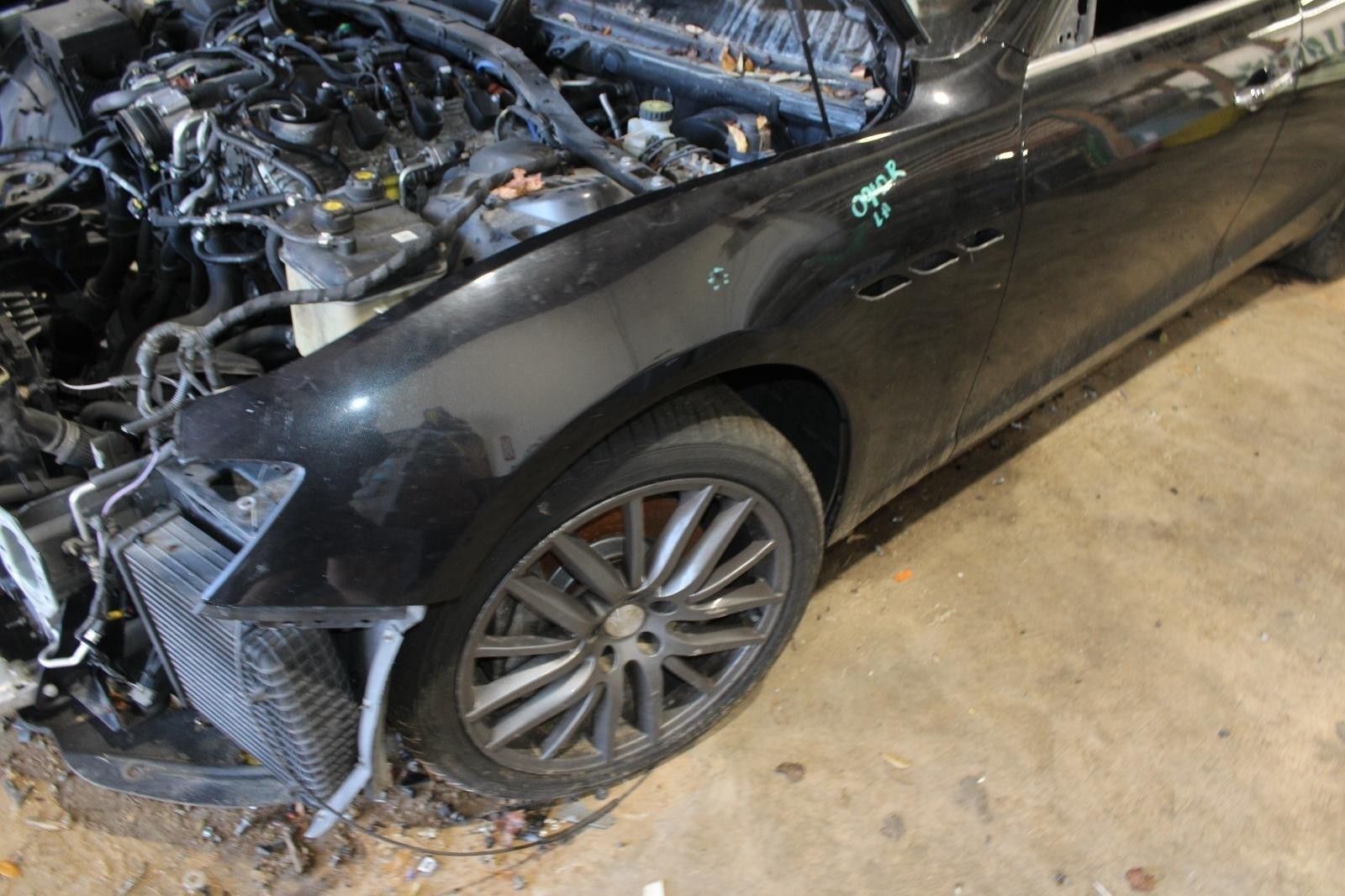 Maserati Ghibli 2014-2019 Front Left Fender Black