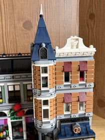 LEGO Assembly Square 10255 100% Complete & Instructions Creator Expert -mm