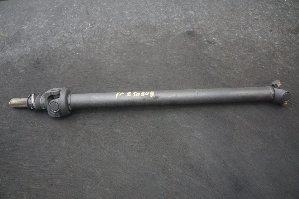 Eje de transmisión de hélice delantera OEM 84170767 Chevrolet Silverado 3500 2011-2019 Foto 3 de 4