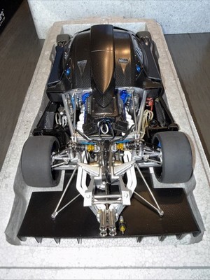 AUTOart 1/18 Pagani Zonda Revolution Blue Carbon Rare Collectible