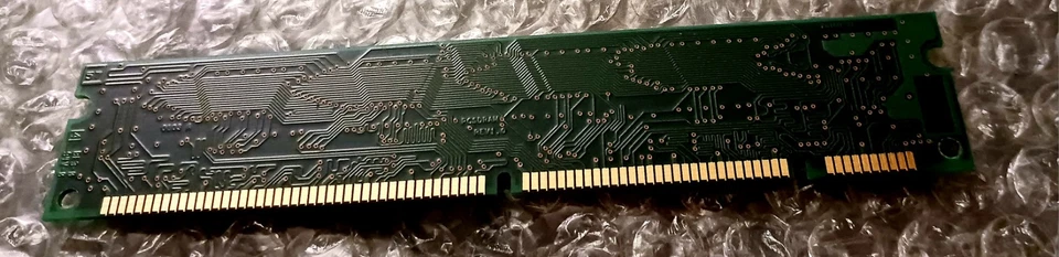 MICRON TECHNOLOGY HYMID01D36 32MB Intel PC100 SDRAM  (MT4LSDT464AG-10CB2 - Image 2 of 2